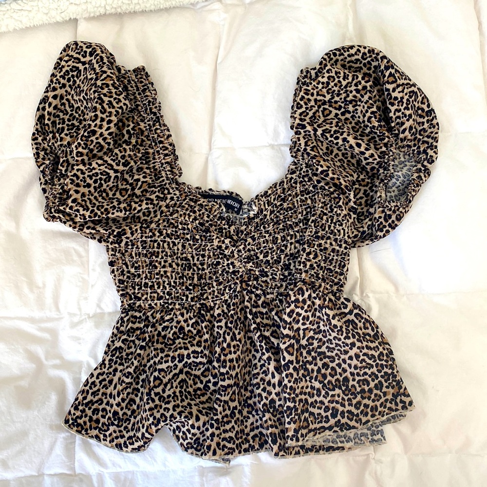 Leopard print babydoll top! Size medium!